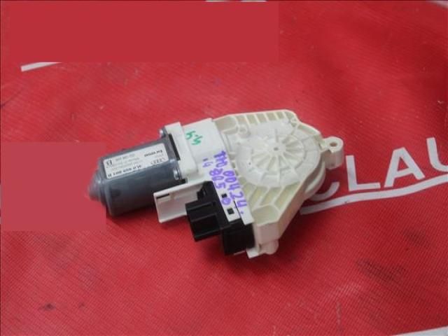 bontott AUDI Q7 Bal hátsó Ablakemelő Motor