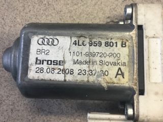 bontott AUDI Q7 Bal hátsó Ablakemelő Motor