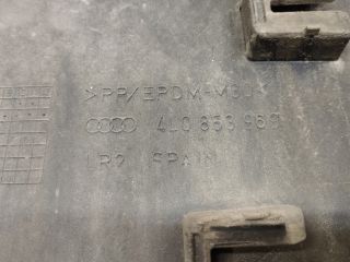 bontott AUDI Q7 Bal hátsó Ajtó Díszléc