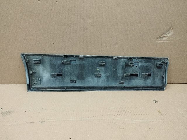 bontott AUDI Q7 Bal hátsó Ajtó Díszléc