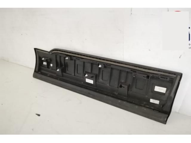 bontott AUDI Q7 Bal hátsó Ajtó Díszléc