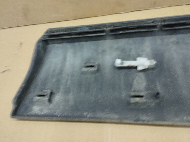 bontott AUDI Q7 Bal hátsó Ajtó Díszléc