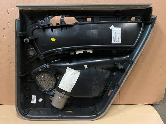 bontott AUDI Q7 Bal hátsó Ajtó Kárpit