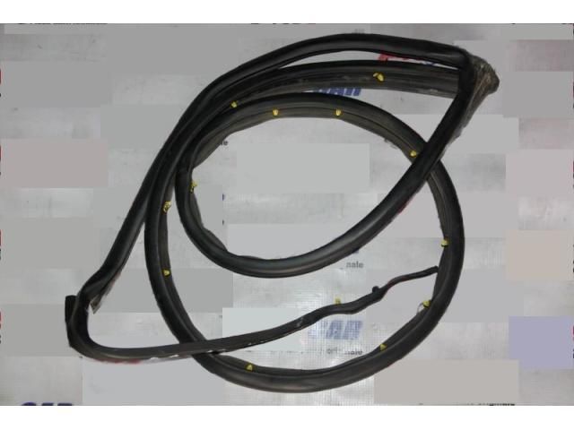 bontott AUDI Q7 Bal hátsó Ajtó Szigetelés