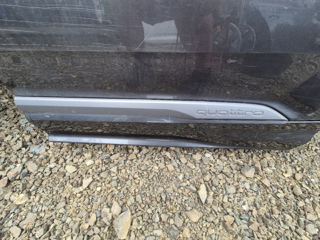 bontott AUDI Q7 Bal hátsó Ajtó (Üres lemez)