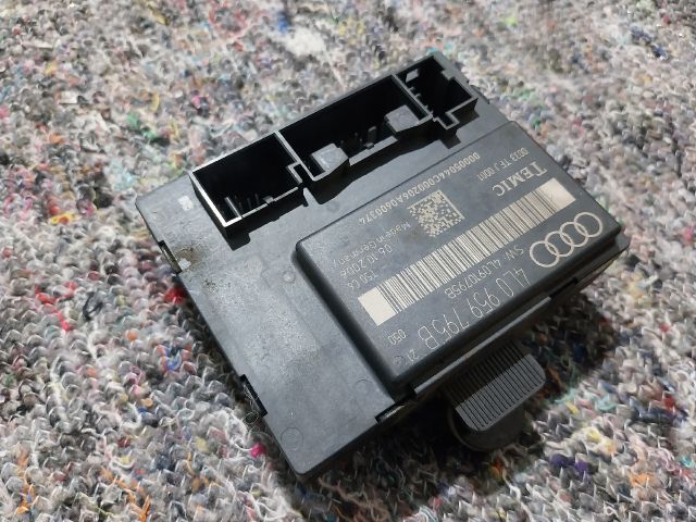 bontott AUDI Q7 Bal hátsó Ajtó Vezérlőegység
