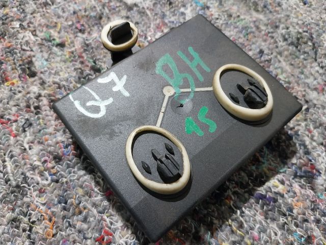 bontott AUDI Q7 Bal hátsó Ajtó Vezérlőegység