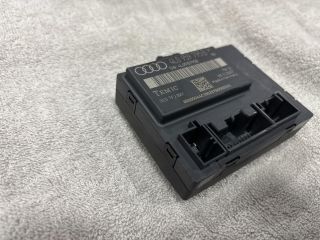 bontott AUDI Q7 Bal hátsó Ajtó Vezérlőegység