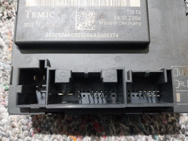 bontott AUDI Q7 Bal hátsó Ajtó Vezérlőegység