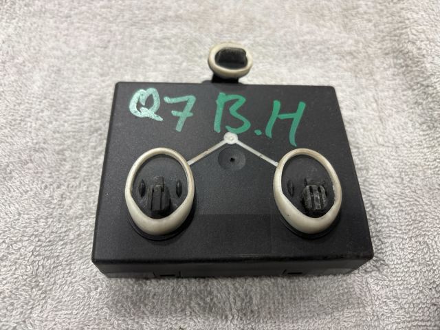 bontott AUDI Q7 Bal hátsó Ajtó Vezérlőegység