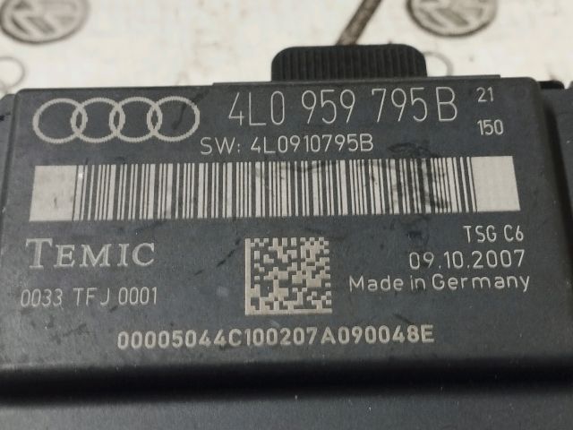 bontott AUDI Q7 Bal hátsó Ajtó Vezérlőegység