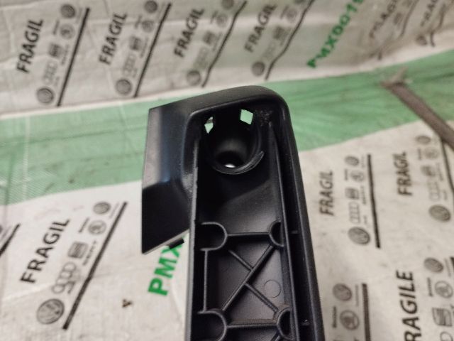 bontott AUDI Q7 Bal hátsó Ajtóbehúzó