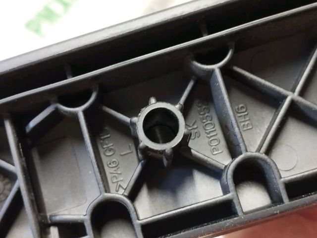 bontott AUDI Q7 Bal hátsó Ajtóbehúzó