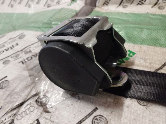 bontott AUDI Q7 Bal hátsó Biztonsági Öv