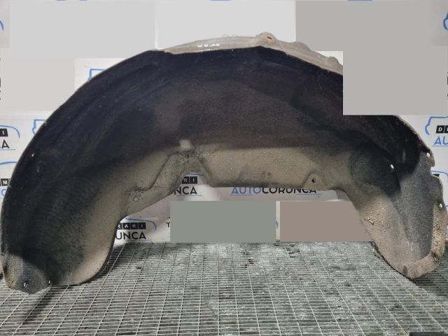 bontott AUDI Q7 Bal hátsó Dobbetét (Kerékjárati, Műanyag)