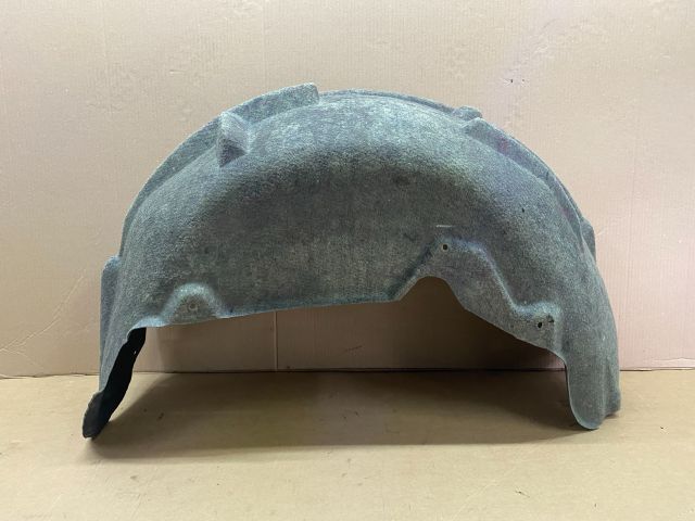 bontott AUDI Q7 Bal hátsó Dobbetét (Kerékjárati, Műanyag)