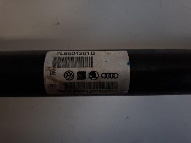 bontott AUDI Q7 Bal hátsó Féltengely