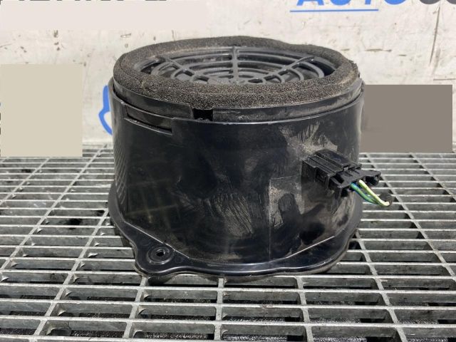 bontott AUDI Q7 Bal hátsó Hangszóró