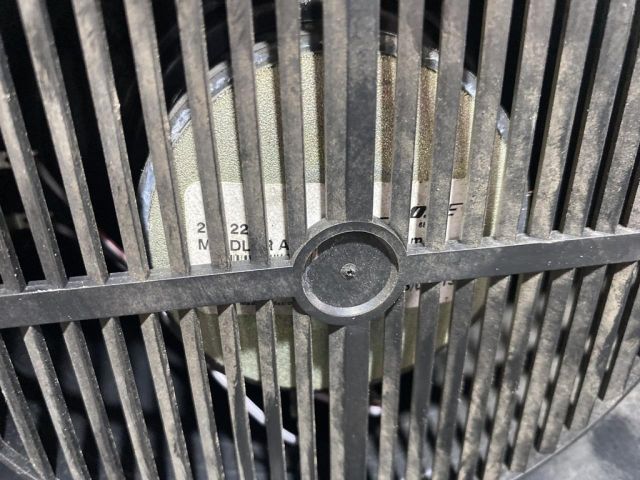 bontott AUDI Q7 Bal hátsó Hangszóró