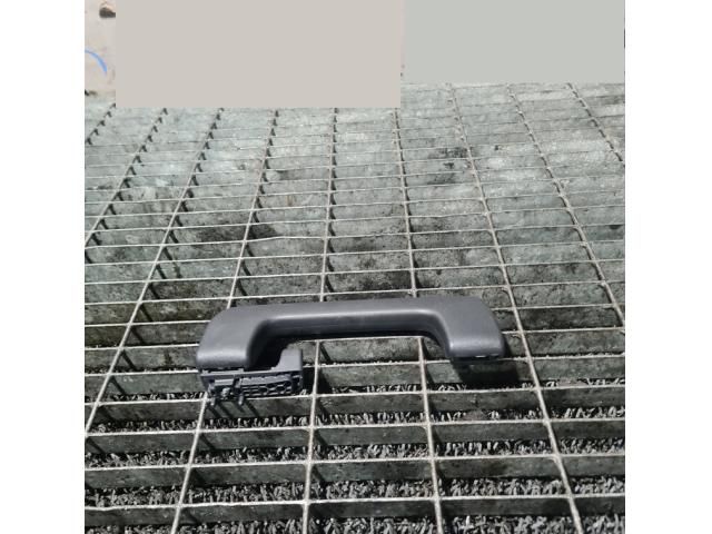 bontott AUDI Q7 Bal hátsó Kapaszkodó (Felső)