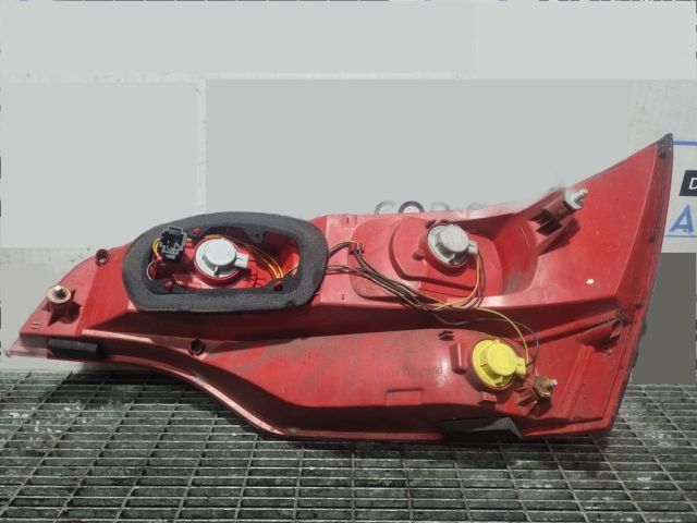 bontott AUDI Q7 Bal Hátsó Lámpa