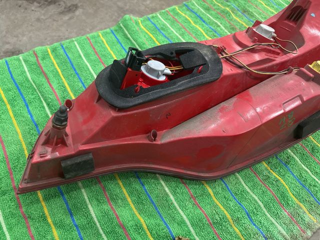 bontott AUDI Q7 Bal Hátsó Lámpa