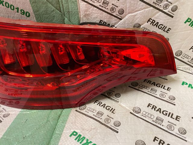 bontott AUDI Q7 Bal Hátsó Lámpa