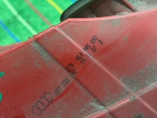 bontott AUDI Q7 Bal Hátsó Lámpa