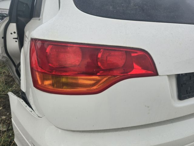 bontott AUDI Q7 Bal Hátsó Lámpa