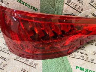 bontott AUDI Q7 Bal Hátsó Lámpa