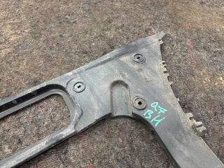 bontott AUDI Q7 Bal hátsó Oldal Lökhárító Tartó (Műanyag)