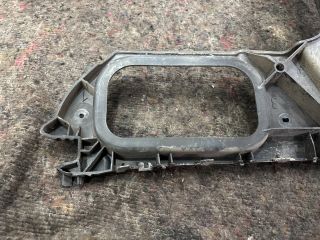 bontott AUDI Q7 Bal hátsó Oldal Lökhárító Tartó (Műanyag)