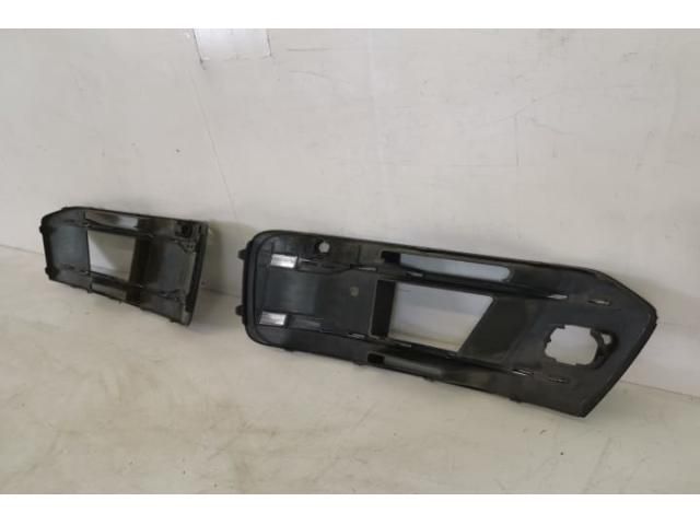 bontott AUDI Q7 Bal Ködlámpa Rács