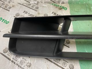 bontott AUDI Q7 Bal Ködlámpa Rács