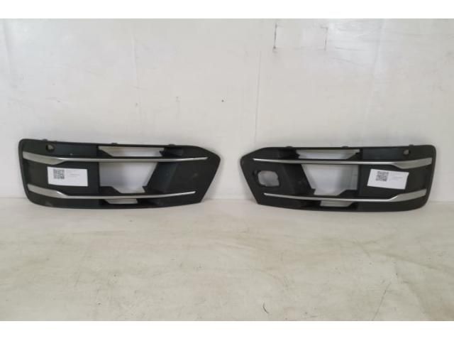 bontott AUDI Q7 Bal Ködlámpa Rács