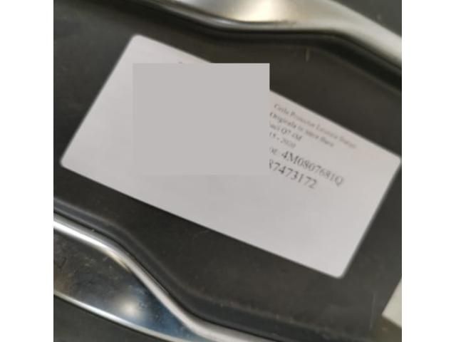 bontott AUDI Q7 Bal Ködlámpa Rács