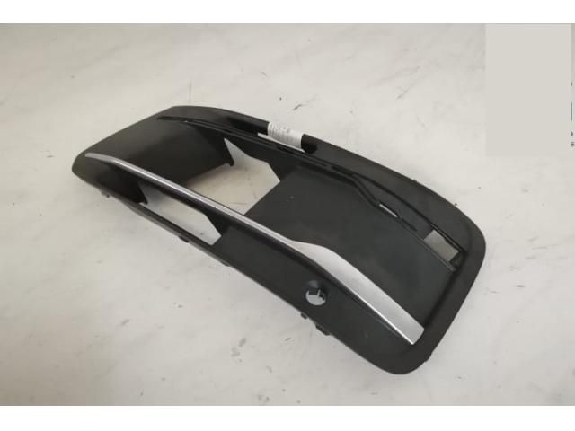 bontott AUDI Q7 Bal Ködlámpa Rács