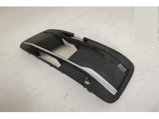 bontott AUDI Q7 Bal Ködlámpa Rács