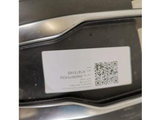 bontott AUDI Q7 Bal Ködlámpa Rács