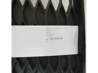 bontott AUDI Q7 Bal Ködzárófény Keret