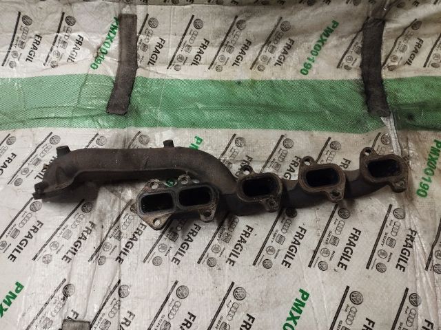 bontott AUDI Q7 Bal Leömlő (V-Motor/Boxer)