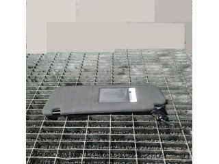 bontott AUDI Q7 Bal Napellenző