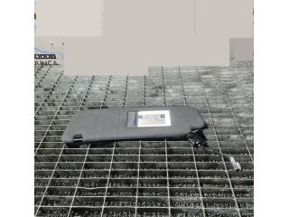 bontott AUDI Q7 Bal Napellenző