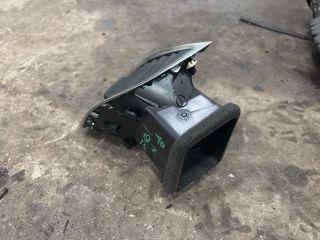 bontott AUDI Q7 Bal Szellőző