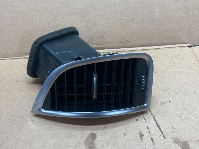 bontott AUDI Q7 Bal Szellőző