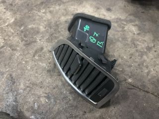 bontott AUDI Q7 Bal Szellőző