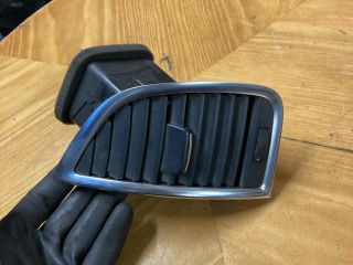 bontott AUDI Q7 Bal Szellőző