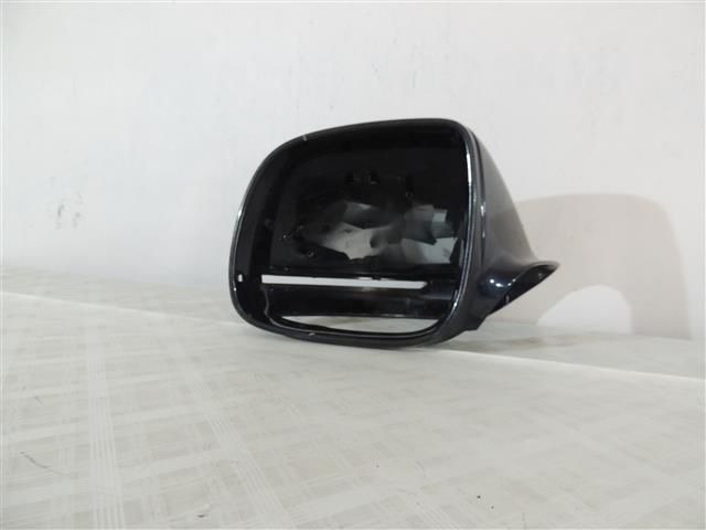 bontott AUDI Q7 Bal Visszapillantó Tükör Burkolat