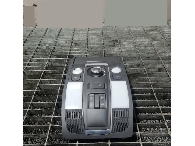 bontott AUDI Q7 Beltér Világítás Első