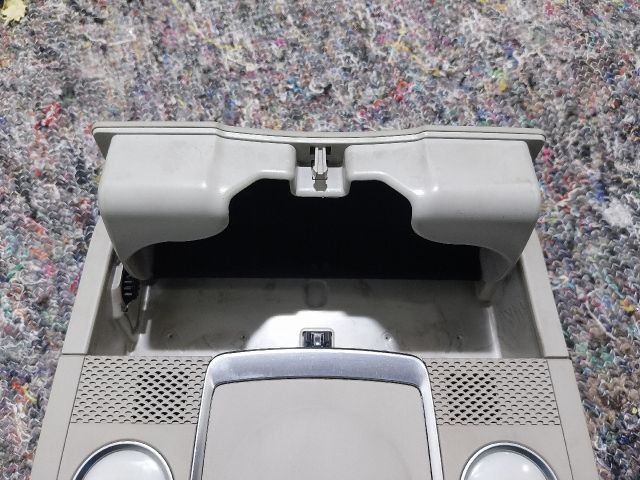 bontott AUDI Q7 Beltér Világítás Első